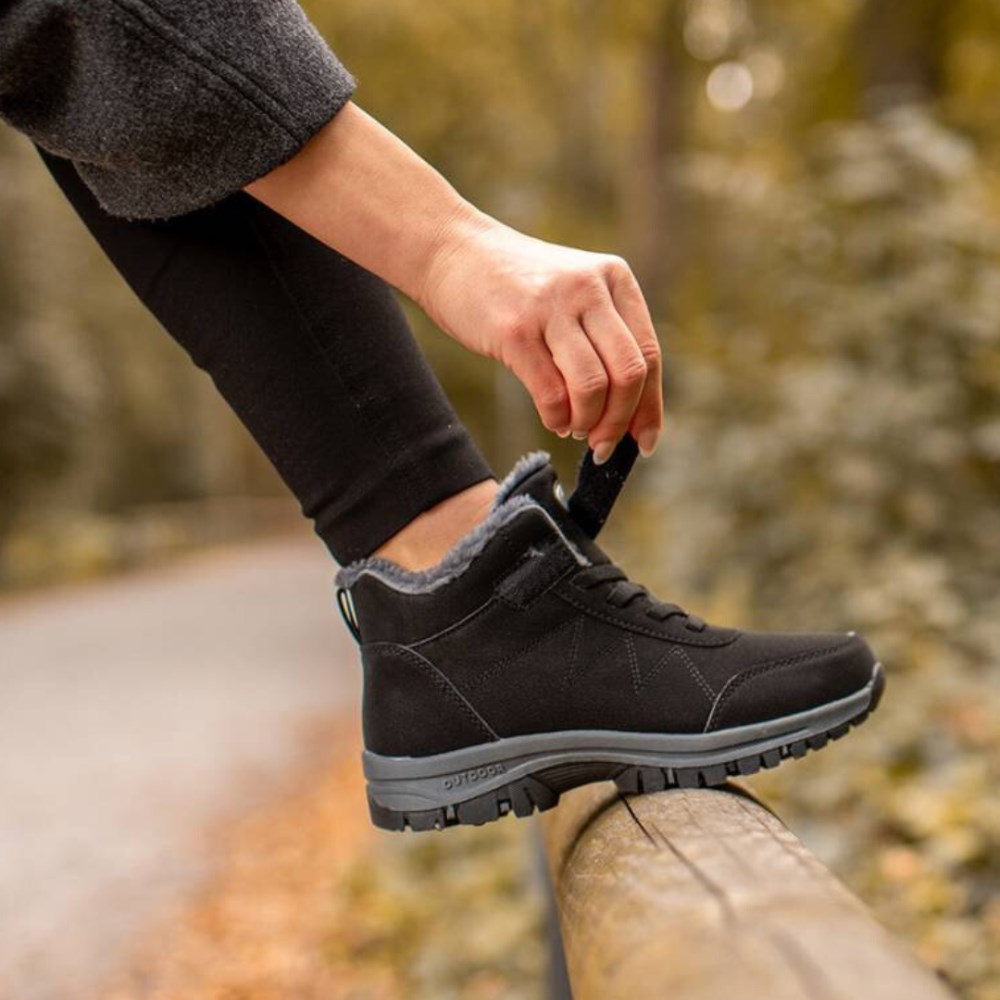 Orthopädische OrthoStiefel - Ergonomische Winterstiefel für Wärme und Schmerzfreiheit - Schwarz