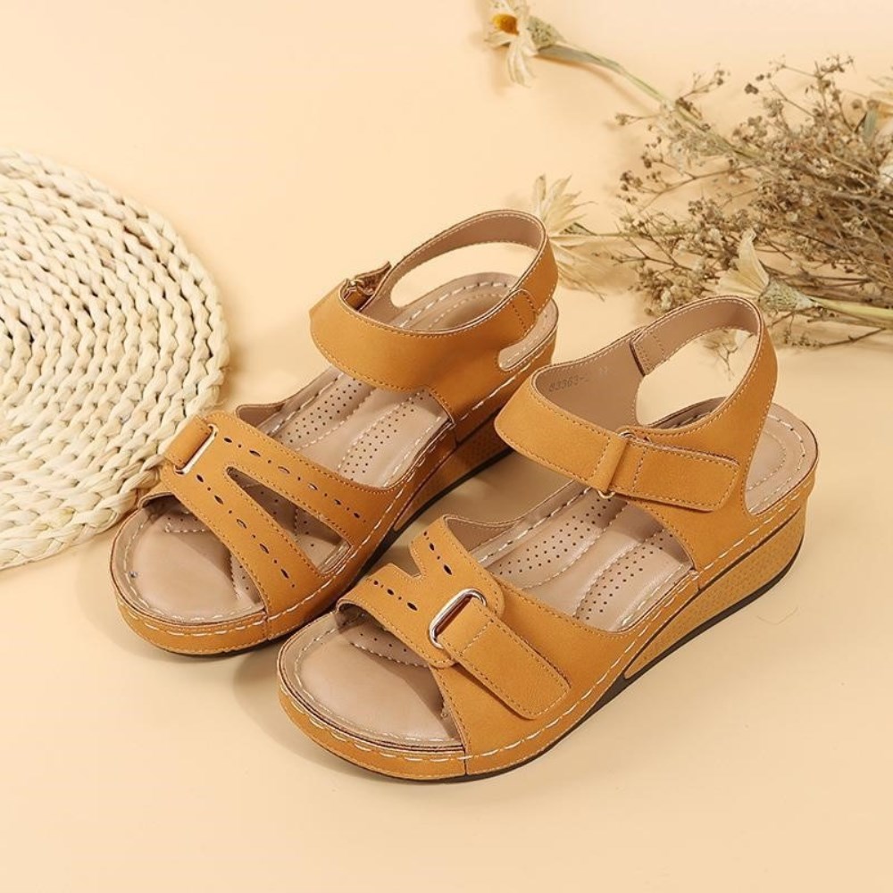 Orthopädische Damensandalen - BalanceFit - Braun